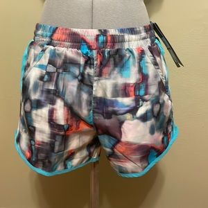Women’s Under Armour Size XS Athletic Shorts